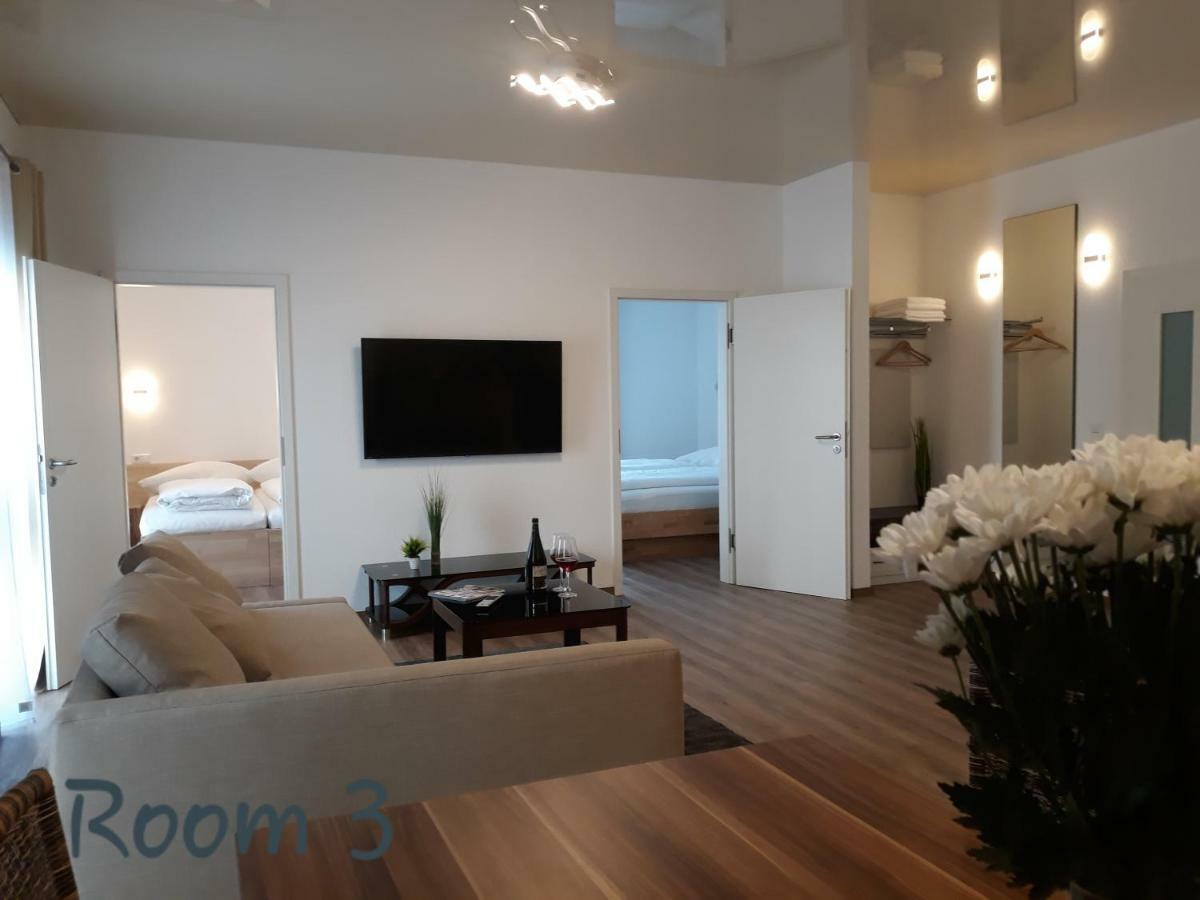Modernes Apartment Metzingen Mittelstadt Exteriör bild
