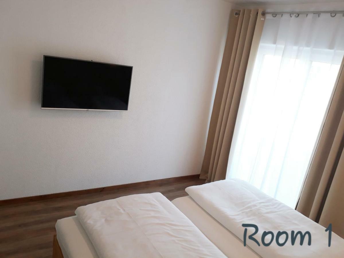 Modernes Apartment Metzingen Mittelstadt Exteriör bild