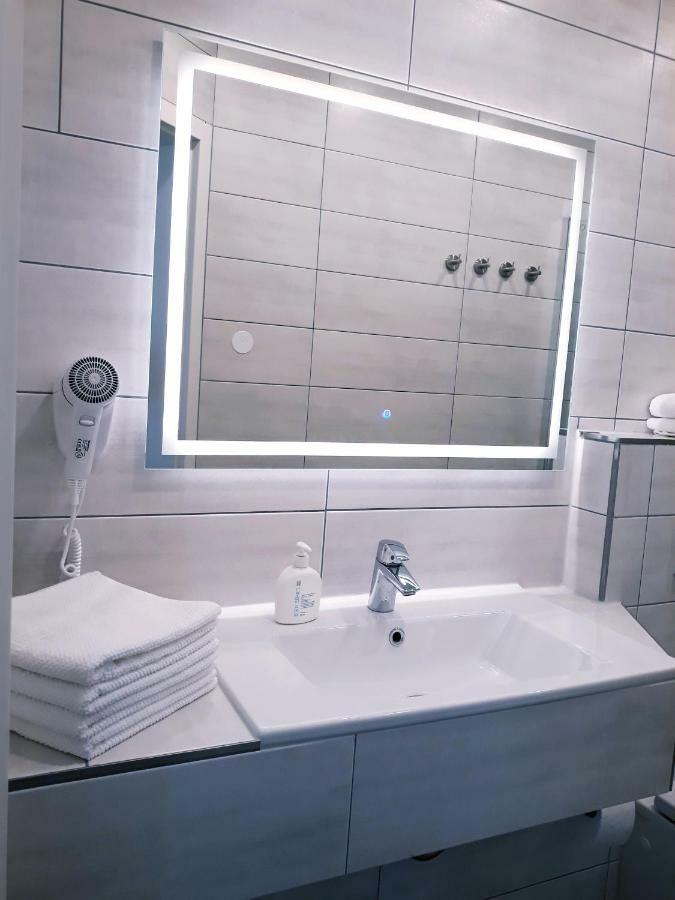 Modernes Apartment Metzingen Mittelstadt Exteriör bild